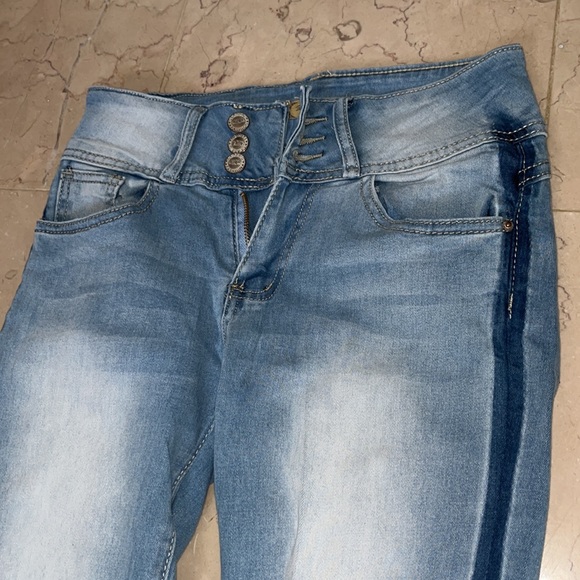 Light wash skinny Jeans - Picture 2 of 3